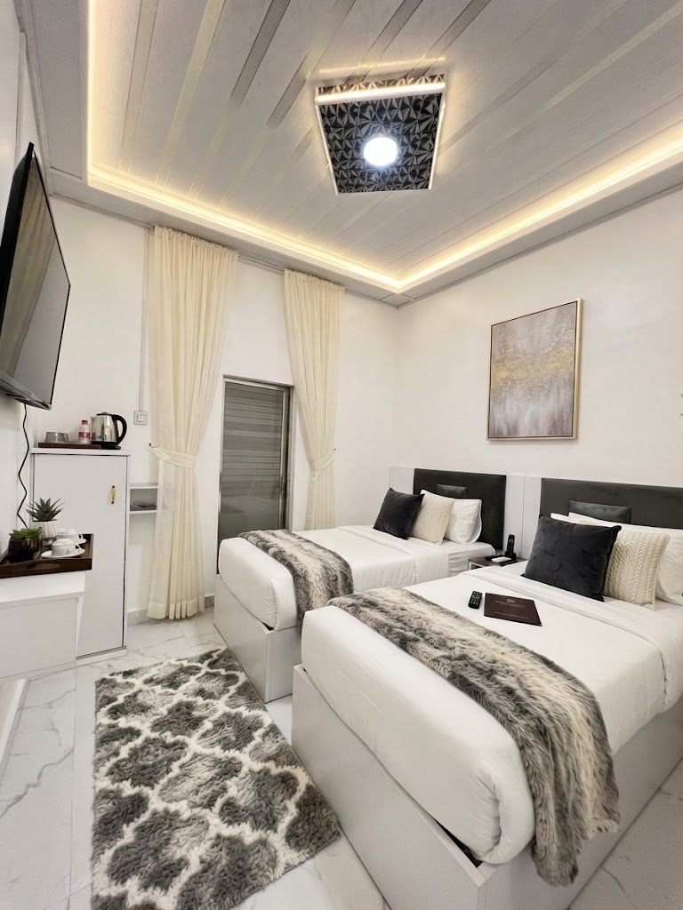 Deluxe Twin Bed